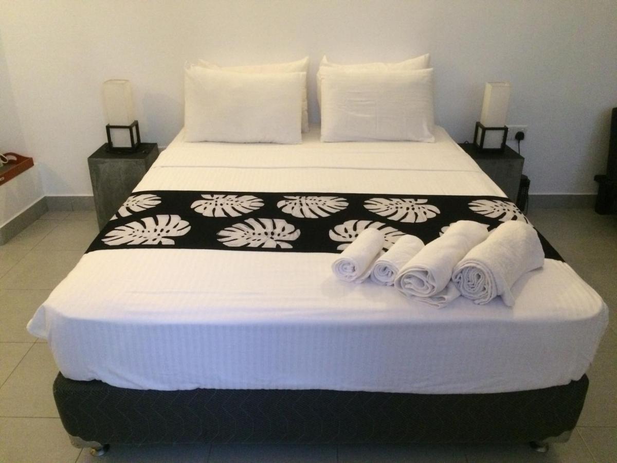 Selyna Sky Terrace Bed & Breakfast แคนดี้ ภายนอก รูปภาพ