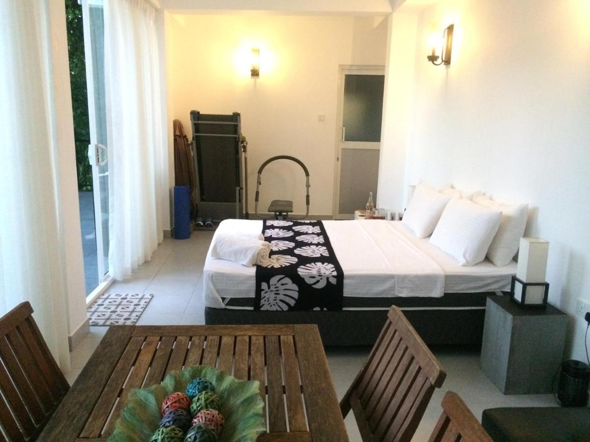 Selyna Sky Terrace Bed & Breakfast แคนดี้ ภายนอก รูปภาพ
