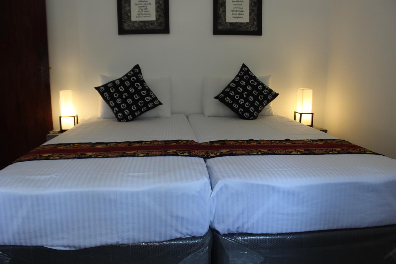 Selyna Sky Terrace Bed & Breakfast แคนดี้ ภายนอก รูปภาพ