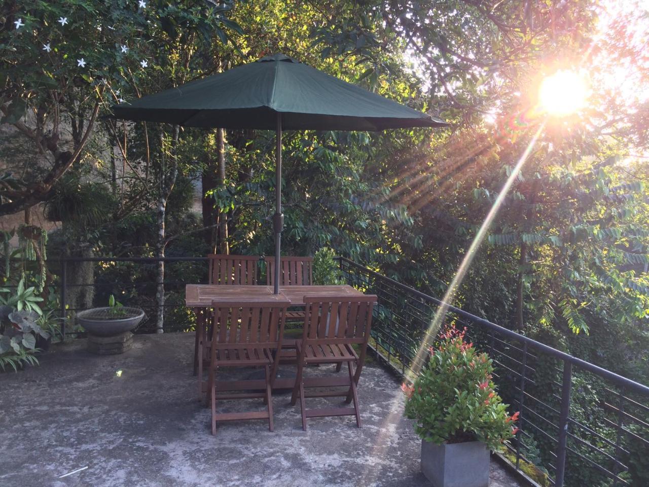 Selyna Sky Terrace Bed & Breakfast แคนดี้ ภายนอก รูปภาพ