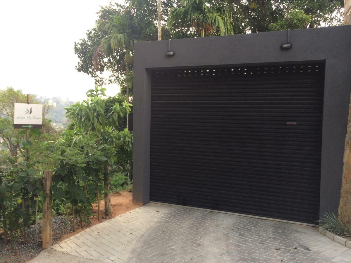 Selyna Sky Terrace Bed & Breakfast แคนดี้ ภายนอก รูปภาพ
